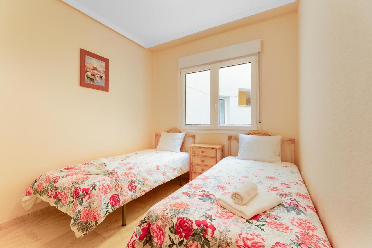 Apartament Palmera 100M Od Morza Orihuela Exterior foto